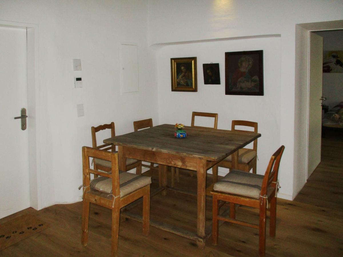 Renaissance Apartment Marktplatz Gmunden Buitenkant foto